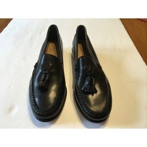 g.h. bass weejuns women’s black tassel Loafers size 8